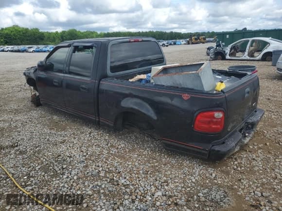 ✅ 2001 Ford F-150 XLT • VIN: 1FTRW07L81KA77212 • Lot: 56516195. Listed on Copart with Not provided. Free auction sales archive from the USA and detailed vehicle history report at DreamBid. Image 2.