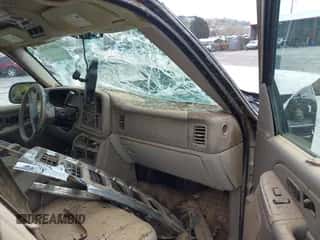 2006 Chevrolet Tahoe LS с VIN 1GNEK13Z36J148329, выставлен на аукционе IAAI как лот 41959131 с пробегом Не указан миль и . История ставок и продаж доступна на DreamBid. Изображение 5.