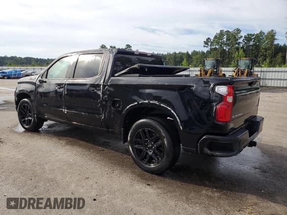 ✅ 2022 Chevrolet Silverado 1500 RST • VIN: 2GCUDEED7N1515474 • Лот: 70541435. Опубликован ранее на Copart с пробегом 82 324 миль. Бесплатный доступ к архиву аукционных продаж из США и подробный отчёт об истории автомобиля на DreamBid. Изображение 2.