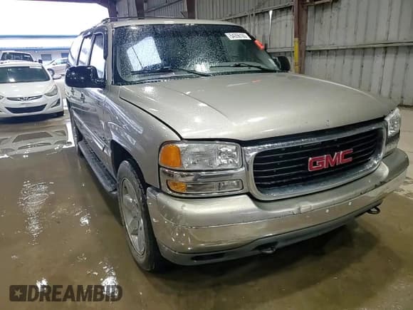 ✅ 2002 GMC Yukon XL SLE • VIN: 3GKEC16Z02G341720 • Lot: 54356185. Listed on Copart with 405,561 mi. Free auction sales archive from the USA and detailed vehicle history report at DreamBid. Image 14.
