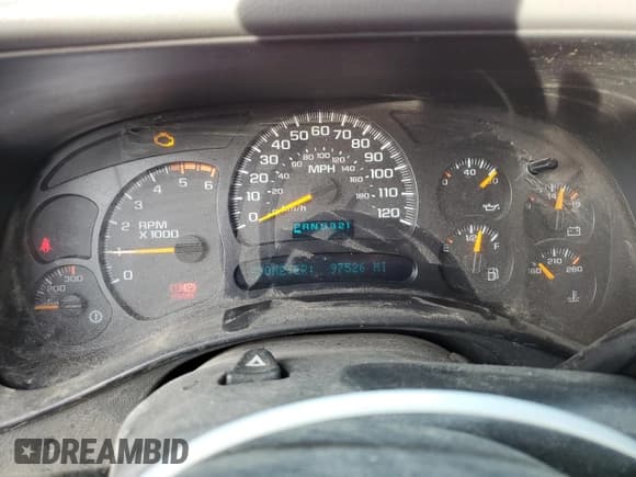 ✅ 2005 Chevrolet Silverado 2500HD LS • VIN: 1GCHK29U75E314382 • Lot: 90525575. Wystawiony na Copart z przebiegiem 97 526 mil. Bezpłatny archiwum sprzedaży aukcyjnych z USA i szczegółowy raport historii pojazdu na DreamBid. Zdjęcie 9.