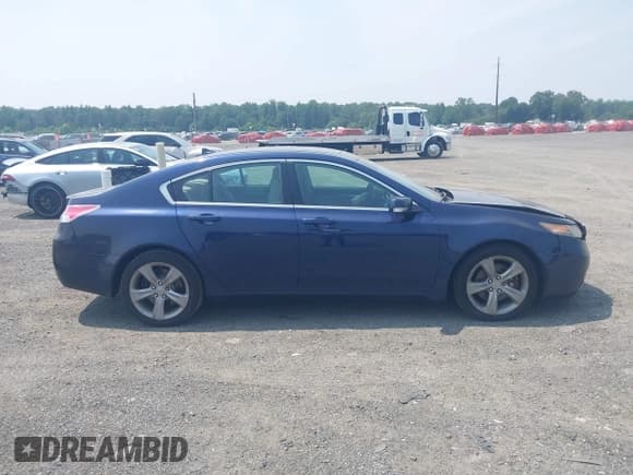 ✅ 2013 Acura TL Technology • VIN: 19UUA9F56DA000219 • Lot: 42891802. Wystawiony na IAAI z przebiegiem 196 270 mil. Bezpłatny archiwum sprzedaży aukcyjnych z USA i szczegółowy raport historii pojazdu na DreamBid. Zdjęcie 13.