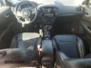 ✅ 2020 Jeep Compass Limited • VIN: 3C4NJDCB1LT196688 • Lot: 81694795. Wystawiony na Copart z przebiegiem 48 583 mil. Bezpłatny archiwum sprzedaży aukcyjnych z USA i szczegółowy raport historii pojazdu na DreamBid. Zdjęcie 8.