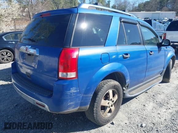 ✅ 2006 Saturn VUE • VIN: 5GZCZ33D16S888076 • Lot: 41715416. Wystawiony na IAAI z przebiegiem 103 807 mil. Bezpłatny archiwum sprzedaży aukcyjnych z USA i szczegółowy raport historii pojazdu na DreamBid. Zdjęcie 4.