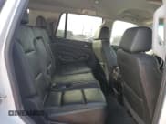 ✅ 2020 Chevrolet Tahoe LT • VIN: 1GNSCBKC4LR292052 • Lot: 44779625. Wystawiony na Copart z przebiegiem 81 551 mil. Bezpłatny archiwum sprzedaży aukcyjnych z USA i szczegółowy raport historii pojazdu na DreamBid. Zdjęcie 10.