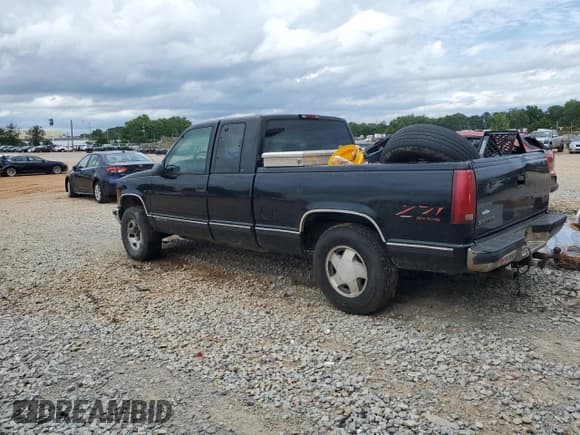 ✅ 1998 GMC Sierra 1500 • VIN: 1GTEK19R1WR500406 • Лот: 59254225. Опубликован ранее на Copart с пробегом 271 184 миль. Бесплатный доступ к архиву аукционных продаж из США и подробный отчёт об истории автомобиля на DreamBid. Изображение 2.