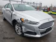 ✅ 2014 Ford Fusion SE • VIN: 1FA6P0HD9E5350515 • Lot: 43297486. Wystawiony na IAAI z przebiegiem 33 810 mil. Bezpłatny archiwum sprzedaży aukcyjnych z USA i szczegółowy raport historii pojazdu na DreamBid. Zdjęcie 6.