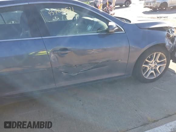 ✅ 2014 Chevrolet Malibu LT • VIN: 1G11C5SLXEF111393 • Lot: 43460512. Listed on IAAI with 95,497 mi. Free auction sales archive from the USA and detailed vehicle history report at DreamBid. Image 6.