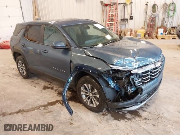 ✅ 2025 Chevrolet Equinox FWD LT • VIN: 3GNAXHEGXSL129056 • Lot: 42425289. Wystawiony na IAAI z przebiegiem 1 658 mil. Bezpłatny archiwum sprzedaży aukcyjnych z USA i szczegółowy raport historii pojazdu na DreamBid. Zdjęcie 1.
