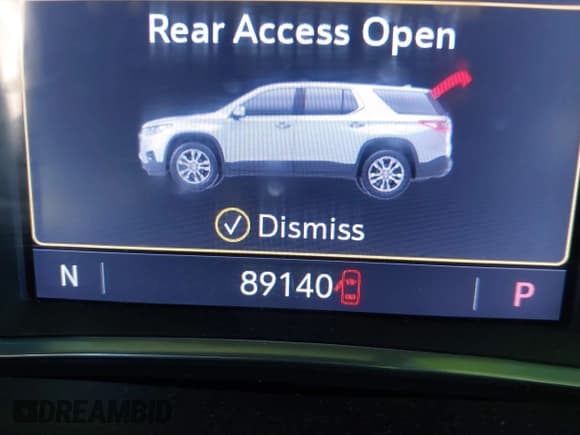 ✅ 2022 Chevrolet Traverse LT • VIN: 1GNEVHKW5NJ133935 • Lot: 41838469. Wystawiony na IAAI z przebiegiem 89 140 mil. Bezpłatny archiwum sprzedaży aukcyjnych z USA i szczegółowy raport historii pojazdu na DreamBid. Zdjęcie 15.