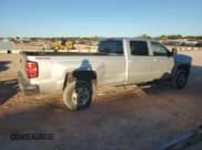 ✅ 2015 Chevrolet Silverado 2500HD LT • VIN: 1GC1KVEGXFF658934 • Лот: 90590175. Опубликован ранее на Copart с пробегом 192 610 миль. Бесплатный доступ к архиву аукционных продаж из США и подробный отчёт об истории автомобиля на DreamBid. Изображение 3.