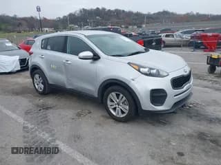 ✅ 2018 Kia Sportage LX • VIN: KNDPM3ACXJ7488699 • Lot: 43749251. Wystawiony na IAAI z przebiegiem 158 263 mil. Bezpłatny archiwum sprzedaży aukcyjnych z USA i szczegółowy raport historii pojazdu na DreamBid. Zdjęcie 1.