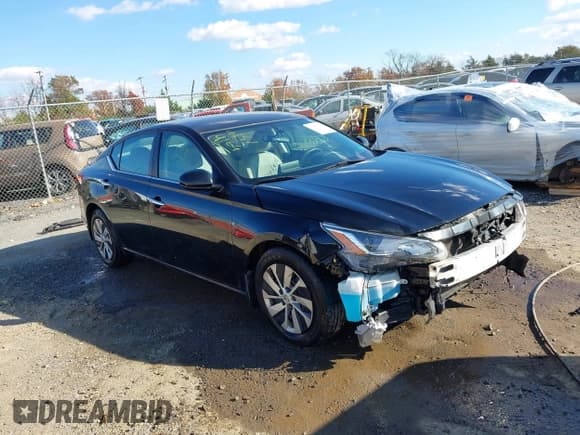 ✅ 2019 Nissan Altima S • VIN: 1N4BL4BV4KC111660 • Lot: 43579164. Listed on IAAI with 155,876 mi. Free auction sales archive from the USA and detailed vehicle history report at DreamBid. Image 1.