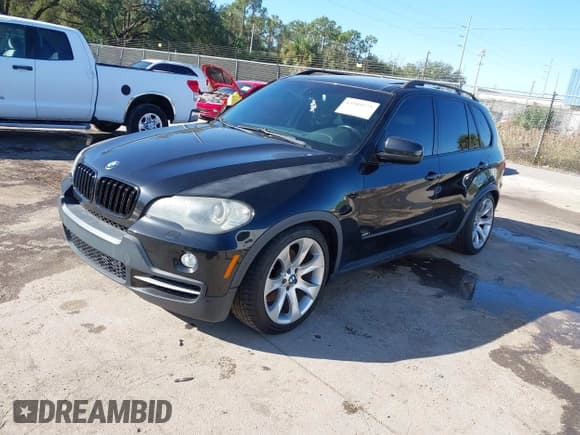 ✅ 2008 BMW X5 4.8i • VIN: 5UXFE83578L166915 • Lot: 43589275. Listed on IAAI with 173,626 mi. Free auction sales archive from the USA and detailed vehicle history report at DreamBid. Image 2.