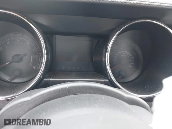 ✅ 2016 Ford Mustang V6 • VIN: 1FATP8EM0G5325804 • Лот: 43647615. Опубликован ранее на IAAI с пробегом Не указан. Бесплатный доступ к архиву аукционных продаж из США и подробный отчёт об истории автомобиля на DreamBid. Изображение 7.