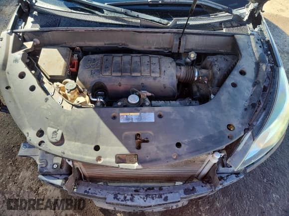 ✅ 2017 Chevrolet Traverse LS • VIN: 1GNKVFED5HJ144133 • Lot: 86885355. Wystawiony na Copart z przebiegiem 91 453 mil. Bezpłatny archiwum sprzedaży aukcyjnych z USA i szczegółowy raport historii pojazdu na DreamBid. Zdjęcie 12.