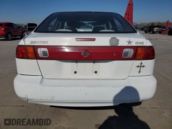 ✅ 1998 Nissan Sentra XE • VIN: 1N4AB41D6WC748529 • Lot: 41982785. Wystawiony na Copart z przebiegiem 122 076 mil. Bezpłatny archiwum sprzedaży aukcyjnych z USA i szczegółowy raport historii pojazdu na DreamBid. Zdjęcie 6.