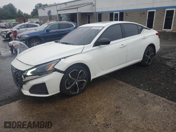 ✅ 2023 Nissan Altima SR • VIN: 1N4BL4CWXPN344400 • Lot: 82092985. Wystawiony na Copart z przebiegiem 48 639 mil. Bezpłatny archiwum sprzedaży aukcyjnych z USA i szczegółowy raport historii pojazdu na DreamBid. Zdjęcie 1.