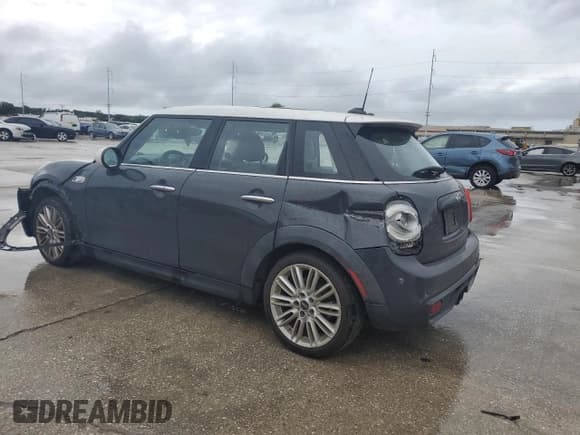 ✅ 2016 MINI Hardtop 4 Door S • VIN: WMWXU3C56G2B63200 • Lot: 70749994. Listed on Copart with 60,000 mi. Free auction sales archive from the USA and detailed vehicle history report at DreamBid. Image 2.