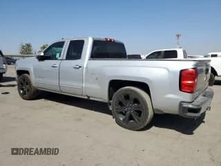 ✅ 2019 Chevrolet Silverado 1500 LT • VIN: 2GCRCPEC3K1104600 • Lot: 74625494. Wystawiony na Copart z przebiegiem 119 199 mil. Bezpłatny archiwum sprzedaży aukcyjnych z USA i szczegółowy raport historii pojazdu na DreamBid. Zdjęcie 2.