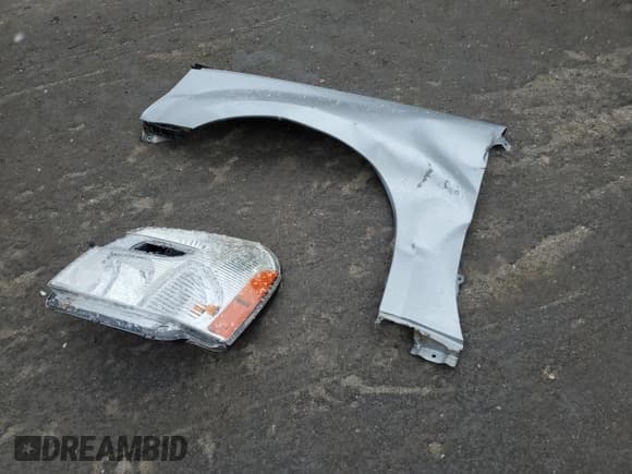 ✅ 2006 Chevrolet Equinox LT • VIN: 2CNDL73F566009452 • Lot: 85441844. Wystawiony na Copart z przebiegiem 114 252 mil. Bezpłatny archiwum sprzedaży aukcyjnych z USA i szczegółowy raport historii pojazdu na DreamBid. Zdjęcie 13.