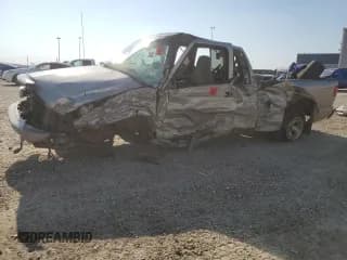 ✅ 2002 Chevrolet S-10 LS • VIN: 1GCCS19W628193134 • Лот: 70758505. Опубликован ранее на Copart с пробегом Не указан. Бесплатный доступ к архиву аукционных продаж из США и подробный отчёт об истории автомобиля на DreamBid. Изображение 1.