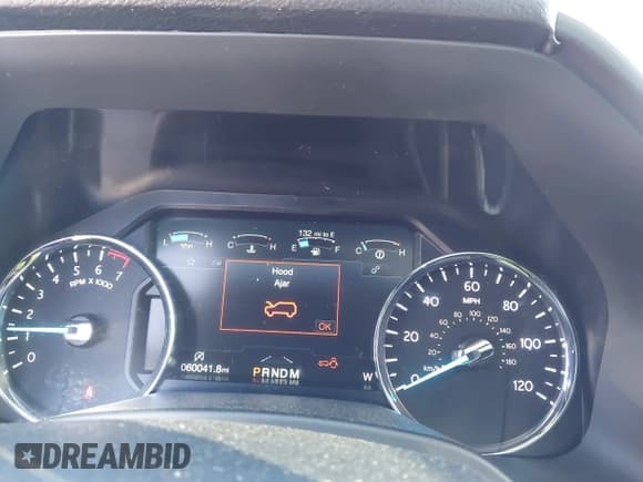 ✅ 2018 Ford Expedition Max Limited • VIN: 1FMJK2AT4JEA15801 • Lot: 43517186. Wystawiony na IAAI z przebiegiem 60 041 mil. Bezpłatny archiwum sprzedaży aukcyjnych z USA i szczegółowy raport historii pojazdu na DreamBid. Zdjęcie 16.