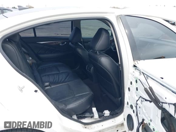 ✅ 2014 Infiniti Q50 Premium • VIN: JN1BV7AP8EM671403 • Lot: 41837716. Listed on IAAI with 115,058 mi. Free auction sales archive from the USA and detailed vehicle history report at DreamBid. Image 8.