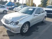 ✅ 2007 Mercedes-Benz C 280 Luxury • VIN: WDBRF54H47A953252 • Lot: 43634073. Wystawiony na IAAI z przebiegiem 132 195 mil. Bezpłatny archiwum sprzedaży aukcyjnych z USA i szczegółowy raport historii pojazdu na DreamBid. Zdjęcie 2.