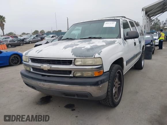 ✅ 2001 Chevrolet Suburban LS • VIN: 1GNEC16T31J240988 • Лот: 42272747. Опубликован ранее на IAAI с пробегом Не указан. Бесплатный доступ к архиву аукционных продаж из США и подробный отчёт об истории автомобиля на DreamBid. Изображение 2.