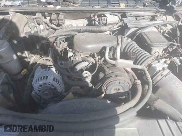 ✅ 1996 Chevrolet S-10 LS • VIN: 1GCCS19X8T8222529 • Лот: 41109057. Опубликован ранее на IAAI с пробегом 416 743 миль. Бесплатный доступ к архиву аукционных продаж из США и подробный отчёт об истории автомобиля на DreamBid. Изображение 10.