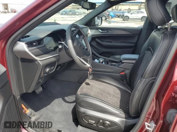 ✅ 2023 Jeep Grand Cherokee Laredo • VIN: 1C4RJJAG9P8848850 • Лот: 62851465. Опубликован ранее на Copart с пробегом 33 080 миль. Бесплатный доступ к архиву аукционных продаж из США и подробный отчёт об истории автомобиля на DreamBid. Изображение 7.