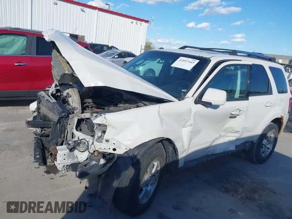 ✅ 2012 Ford Escape Limited • VIN: 1FMCU0E77CKB02522 • Lot: 43597445. Wystawiony na IAAI z przebiegiem 177 057 mil. Bezpłatny archiwum sprzedaży aukcyjnych z USA i szczegółowy raport historii pojazdu na DreamBid. Zdjęcie 6.