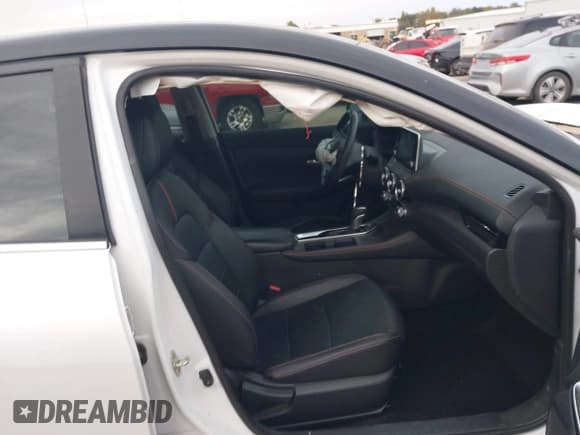 ✅ 2021 Nissan Sentra SR • VIN: 3N1AB8DV8MY223291 • Lot: 43598146. Listed on IAAI with 50,880 mi. Free auction sales archive from the USA and detailed vehicle history report at DreamBid. Image 5.
