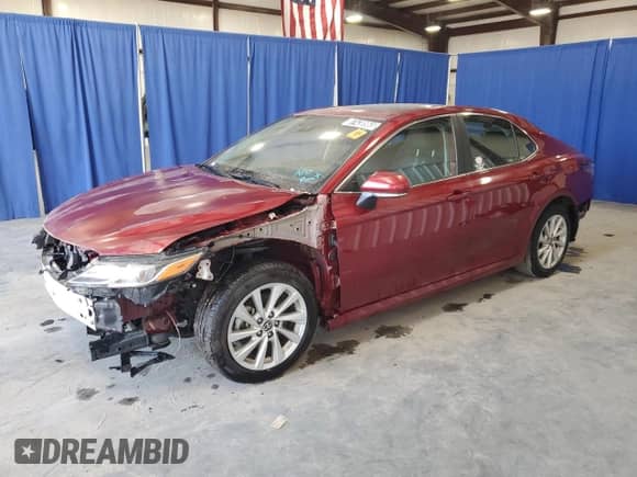 2022 Toyota Camry LE с VIN 4T1R11AK0NU647276, выставлен на аукционе Copart как лот 87438965 с пробегом 78 602 миль миль и Чистый • Clean title. История ставок и продаж доступна на DreamBid. Изображение 1.