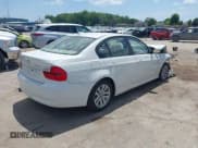 ✅ 2006 BMW 3 Series 325xi • VIN: WBAVD13556KV10507 • Лот: 42515516. Опубликован ранее на IAAI с пробегом 159 034 миль. Бесплатный доступ к архиву аукционных продаж из США и подробный отчёт об истории автомобиля на DreamBid. Изображение 4.
