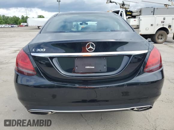 ✅ 2020 Mercedes-Benz C 300 • VIN: WDDWF8DB0LR558827 • Lot: 61656885. Listed on Copart with 76,117 mi. Free auction sales archive from the USA and detailed vehicle history report at DreamBid. Image 6.