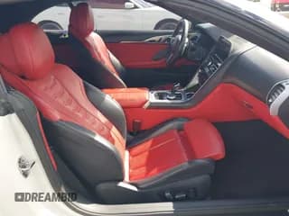 ✅ 2022 BMW 8 Series M850i xDrive • VIN: WBAFY4C07NCH97021 • Лот: 43457260. Опубликован ранее на IAAI с пробегом 32 382 миль. Бесплатный доступ к архиву аукционных продаж из США и подробный отчёт об истории автомобиля на DreamBid. Изображение 5.