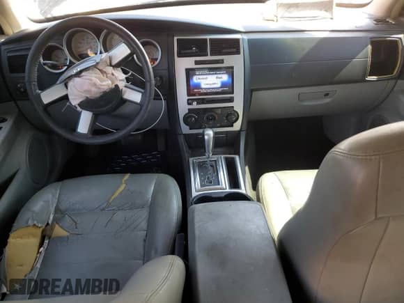 2007 Dodge Charger R/T с VIN 2B3KA53H77H891450, выставлен на аукционе Copart как лот 72928704 с пробегом 205 368 миль миль и Списание • Salvage title. История ставок и продаж доступна на DreamBid. Изображение 8.