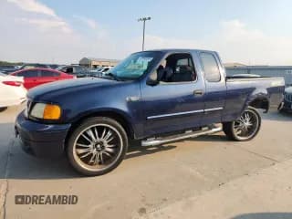 ✅ 2004 Ford F-150 XL • VIN: 2FTRX17284CA44570 • Лот: 68386245. Опубликован ранее на Copart с пробегом 254 951 миль. Бесплатный доступ к архиву аукционных продаж из США и подробный отчёт об истории автомобиля на DreamBid. Изображение 1.