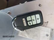 ✅ 2017 Honda Pilot Elite • VIN: 5FNYF6H04HB031645 • Lot: 43847465. Wystawiony na IAAI z przebiegiem 93 815 mil. Bezpłatny archiwum sprzedaży aukcyjnych z USA i szczegółowy raport historii pojazdu na DreamBid. Zdjęcie 11.