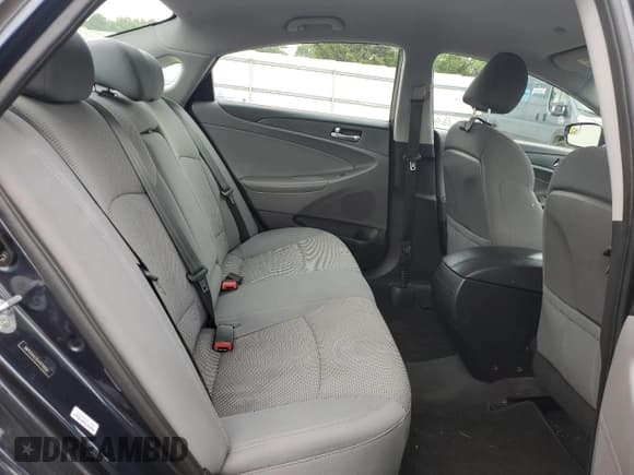 ✅ 2014 Hyundai Sonata GLS • VIN: 5NPEB4AC5EH870059 • Lot: 64762194. Listed on Copart with 174,482 mi. Free auction sales archive from the USA and detailed vehicle history report at DreamBid. Image 10.