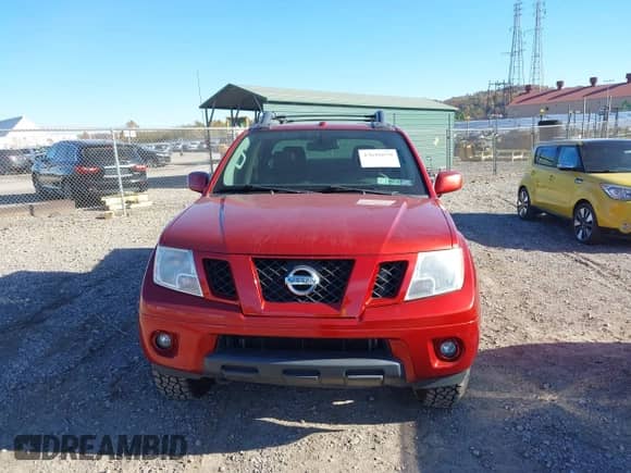 2012 Nissan Frontier SL z VIN 1N6AD0EV3CC445474, wystawiony jako IAAI lot #43616070 z przebiegiem 226 537 mil mil oraz . Historia ofert i sprzedaży dostępna na DreamBid. Obrazek 12.