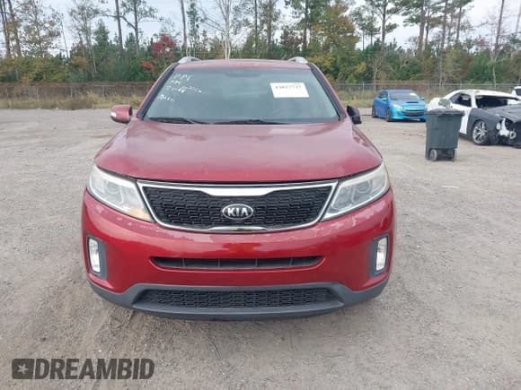 ✅ 2015 Kia Sorento LX • VIN: 5XYKT4A60FG559318 • Лот: 43827737. Опубликован ранее на IAAI с пробегом 113 801 миль. Бесплатный доступ к архиву аукционных продаж из США и подробный отчёт об истории автомобиля на DreamBid. Изображение 6.