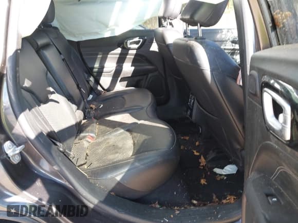 ✅ 2022 Jeep Compass Latitude • VIN: 3C4NJDBB6NT231116 • Лот: 43482556. Опубликован ранее на IAAI с пробегом Не указан. Бесплатный доступ к архиву аукционных продаж из США и подробный отчёт об истории автомобиля на DreamBid. Изображение 8.