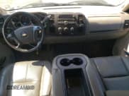 ✅ 2012 Chevrolet Silverado 1500 • VIN: 1GC5CZCG0CZ152581 • Lot: 68301195. Wystawiony na Copart z przebiegiem 164 239 mil. Bezpłatny archiwum sprzedaży aukcyjnych z USA i szczegółowy raport historii pojazdu na DreamBid. Zdjęcie 8.