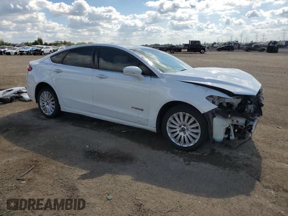 ✅ 2014 Ford Fusion SE Hybrid • VIN: 3FA6P0LU9ER272287 • Лот: 83995505. Опубликован ранее на Copart с пробегом Не указан. Бесплатный доступ к архиву аукционных продаж из США и подробный отчёт об истории автомобиля на DreamBid. Изображение 4.