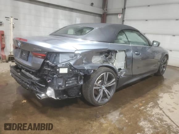 ✅ 2022 BMW 4 Series 430i xDrive • VIN: WBA43AT07NCJ47591 • Lot: 92018645. Listed on Copart with 43,105 mi. Free auction sales archive from the USA and detailed vehicle history report at DreamBid. Image 3.