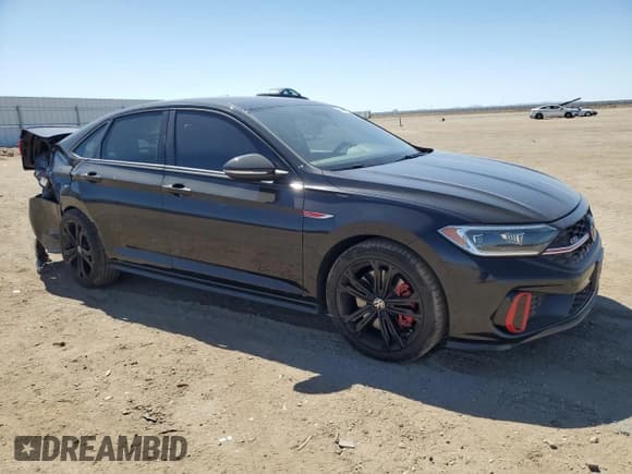 ✅ 2022 Volkswagen Jetta Autobahn • VIN: 3VW2T7BUXNM002834 • Lot: 53954495. Listed on Copart with 115,176 mi. Free auction sales archive from the USA and detailed vehicle history report at DreamBid. Image 4.