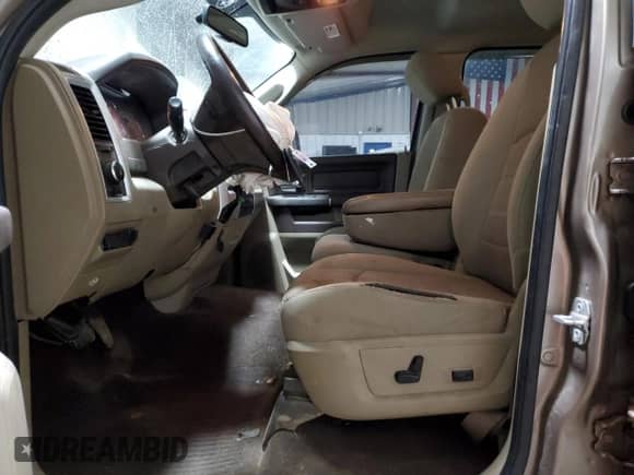 2010 Dodge 1500 Sport с VIN 1D7RV1CT2AS132712, выставлен на аукционе Copart как лот 85349775 с пробегом 109 762 миль миль и Списание • Salvage title. История ставок и продаж доступна на DreamBid. Изображение 7.